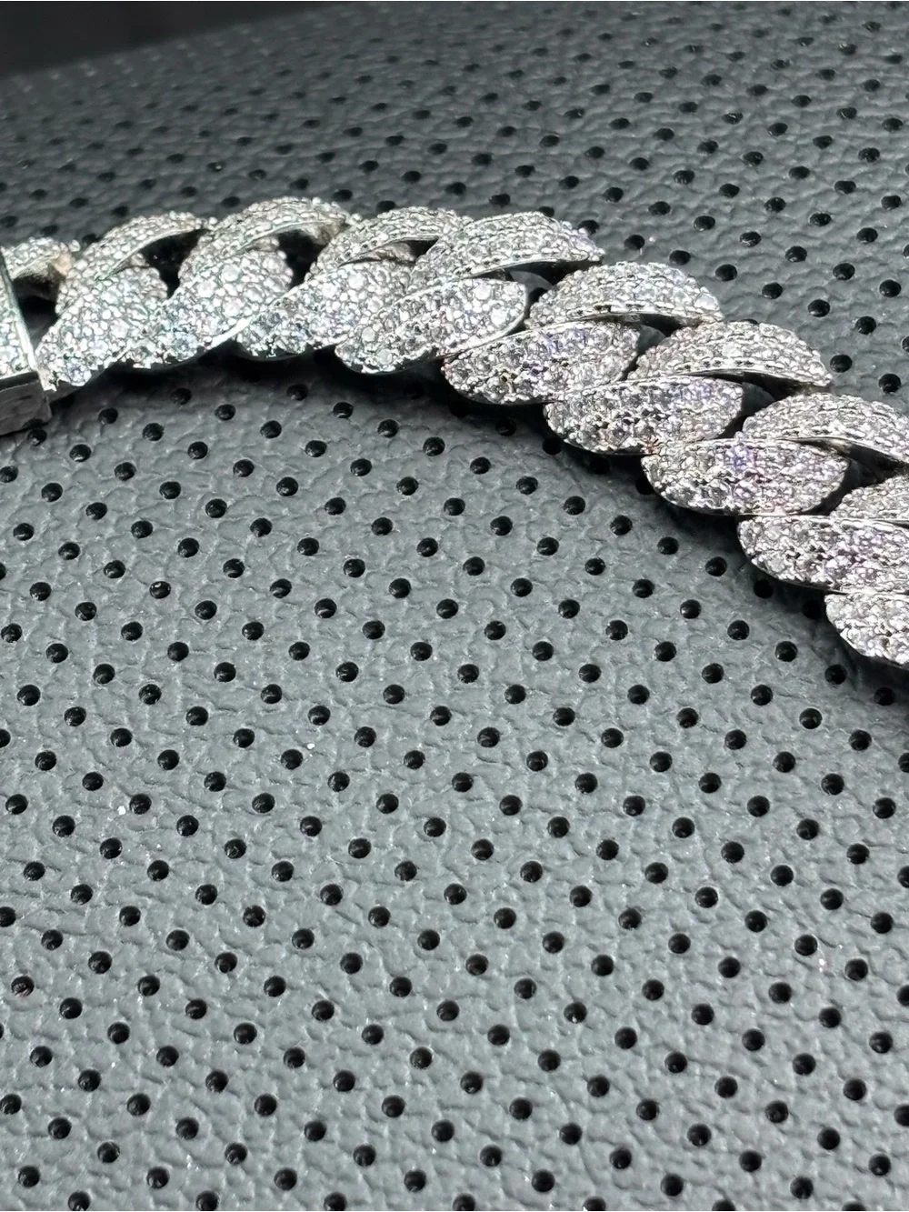 Gudi Cuban Link Necklace Moissanite Pave Chain With Pendant